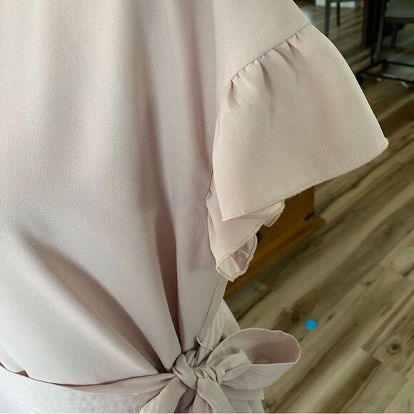 Wilfred Aritzia Ninette Ruffle Wrap Dress in Powder Pink size S - Picture 10 of 10